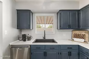 10611 W Avenida Cordoniz, Phoenix, AZ 85037 - Photo 11