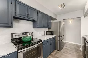 10611 W Avenida Cordoniz, Phoenix, AZ 85037 - Photo 9