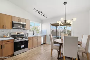 11201 W Golden Ln, Peoria, AZ 85345 - Photo 9