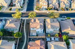 17601 W Banff Ln, Surprise, AZ 85388 - Photo 35
