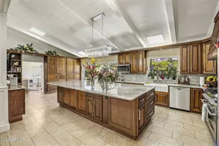 4413 N Camino Allenada, Phoenix, AZ 85018 - Photo 5