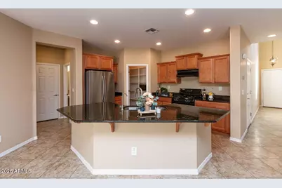 2526 W Desert Vista Trail, Phoenix, AZ 85085 - Photo 9