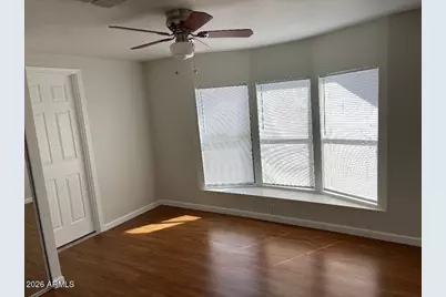 9436 S 12 Th Avenue, Phoenix, AZ 85041 - Photo 5