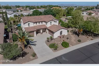 2614 E Carob Drive, Gilbert, AZ 85298 - Photo 3