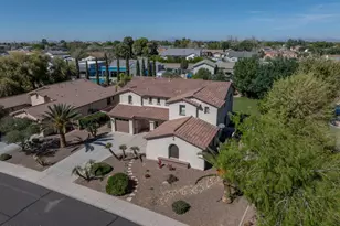 2614 E Carob Dr, Gilbert, AZ 85298 - Photo 43