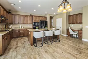 2614 E Carob Dr, Gilbert, AZ 85298 - Photo 9