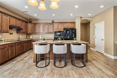 2614 E Carob Drive, Gilbert, AZ 85298 - Photo 11