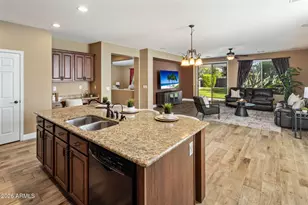 2614 E Carob Dr, Gilbert, AZ 85298 - Photo 13