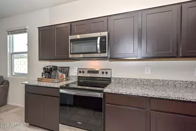 18637 W Bronco Trail, Surprise, AZ 85387 - Photo 11