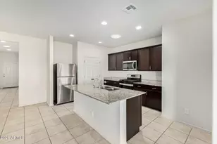 11128 W Bloch Rd, Tolleson, AZ 85353 - Photo 13