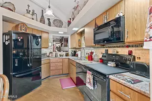 17225 N 16th St, Phoenix, AZ 85022 - Photo 11