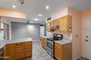 10229 N 108th Ave, Sun City, AZ 85351 - Photo 13