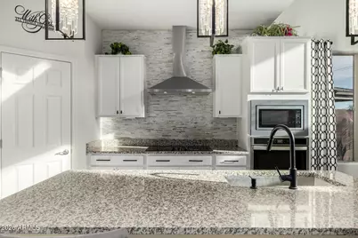 8834 S 70th Lane, Laveen, AZ 85339 - Photo 7