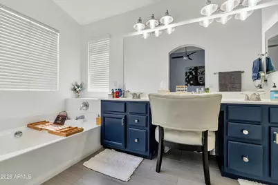 22417 N 19th Way, Phoenix, AZ 85024 - Photo 13