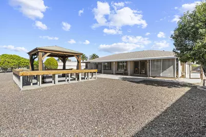 9518 W Oakstone Drive, Sun City, AZ 85351 - Photo 25