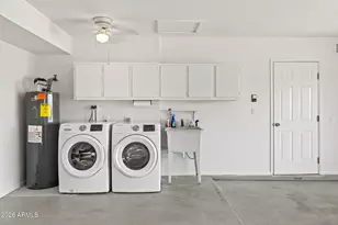 9518 W Oakstone Dr, Sun City, AZ 85351 - Photo 31