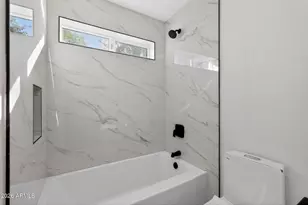 9 E Surrey Ave, Phoenix, AZ 85022 - Photo 25