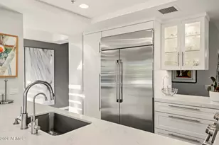 7141 E Rancho Vista Dr, Scottsdale, AZ 85251 - Photo 17