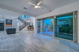 12110 W Dale Ln, Peoria, AZ 85383 - Photo 21