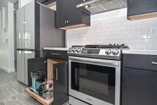 12110 W Dale Ln, Peoria, AZ 85383 - Photo 13