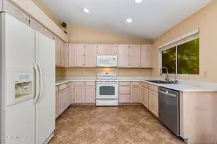 6715 W Cherry Hills Dr, Peoria, AZ 85345 - Photo 15