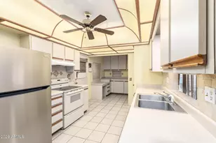 9443 W Arrowhead Dr, Sun City, AZ 85351 - Photo 13