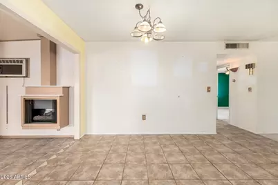 9443 W Arrowhead Drive, Sun City, AZ 85351 - Photo 11