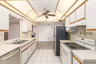 9443 W Arrowhead Dr, Sun City, AZ 85351 - Photo 15