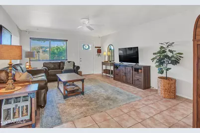 2546 W Jacinto Circle, Mesa, AZ 85202 - Photo 5