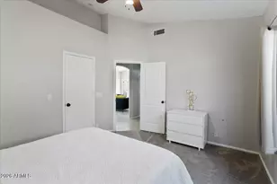 8775 W Laurel Ln, Peoria, AZ 85345 - Photo 29