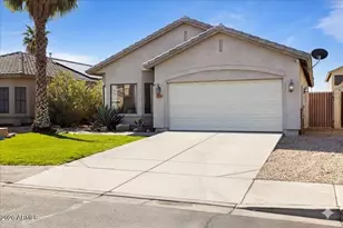 8775 W Laurel Ln, Peoria, AZ 85345 - Photo 45