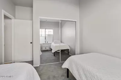 8775 W Laurel Lane, Peoria, AZ 85345 - Photo 31