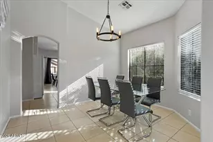 8775 W Laurel Ln, Peoria, AZ 85345 - Photo 5