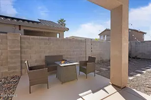 8775 W Laurel Ln, Peoria, AZ 85345 - Photo 33