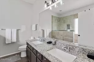 8775 W Laurel Ln, Peoria, AZ 85345 - Photo 23