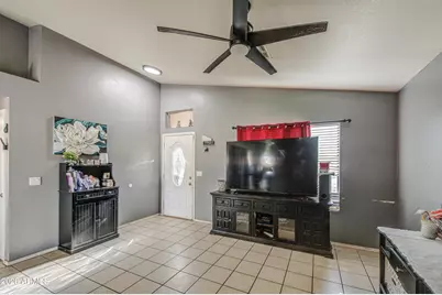 8673 N 112th Avenue, Peoria, AZ 85345 - Photo 3