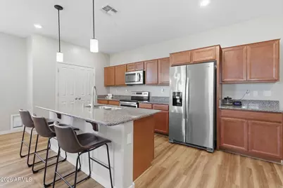 16640 W Jenan Drive, Surprise, AZ 85388 - Photo 3