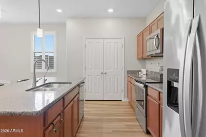 16640 W Jenan Drive, Surprise, AZ 85388 - Photo 7
