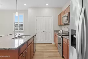 16640 W Jenan Dr, Surprise, AZ 85388 - Photo 7