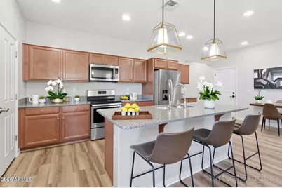 16640 W Jenan Drive, Surprise, AZ 85388 - Photo 5