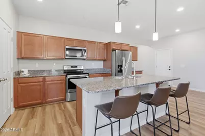 16640 W Jenan Drive, Surprise, AZ 85388 - Photo 5