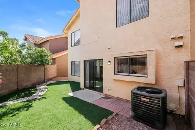 48 W Melody Avenue, Gilbert, AZ 85233 - Photo 17