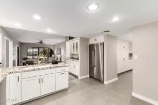 7760 E Carefree Dr, Carefree, AZ 85377 - Photo 17