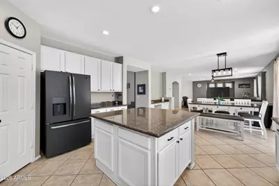 629 E Orchid Lane, Gilbert, AZ 85296 - Photo 17