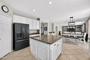 629 E Orchid Ln, Gilbert, AZ 85296 - Photo 17