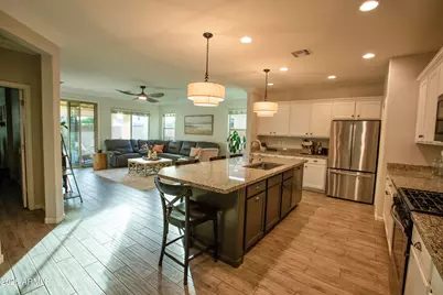 12121 W Desert Moon Way, Peoria, AZ 85383 - Photo 5