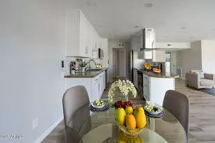 6767 N 7th St, Phoenix, AZ 85014 - Photo 7