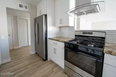 6767 N 7th Street #Unit 123, Phoenix, AZ 85014 - Photo 1