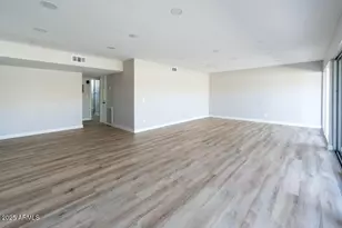 6767 N 7th St, Phoenix, AZ 85014 - Photo 13