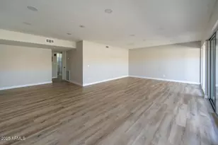 6767 N 7th St, Phoenix, AZ 85014 - Photo 15